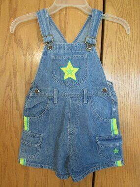 SONOMA GIRL'S SIZE M SHORTALLS MED BLUE OVERALL SHORTS BIBS NEON YELLOW STAR VIN